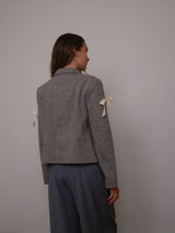 Bow jacket