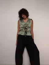 Tie top