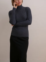 Essence turtleneck